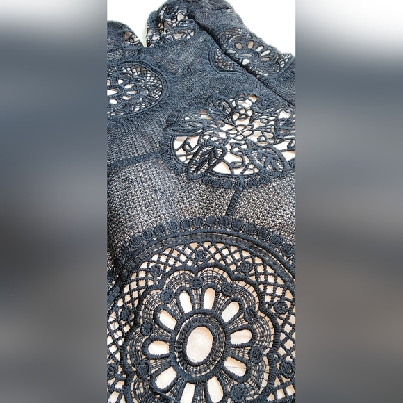 Black little Dress - Picture 2 of 5